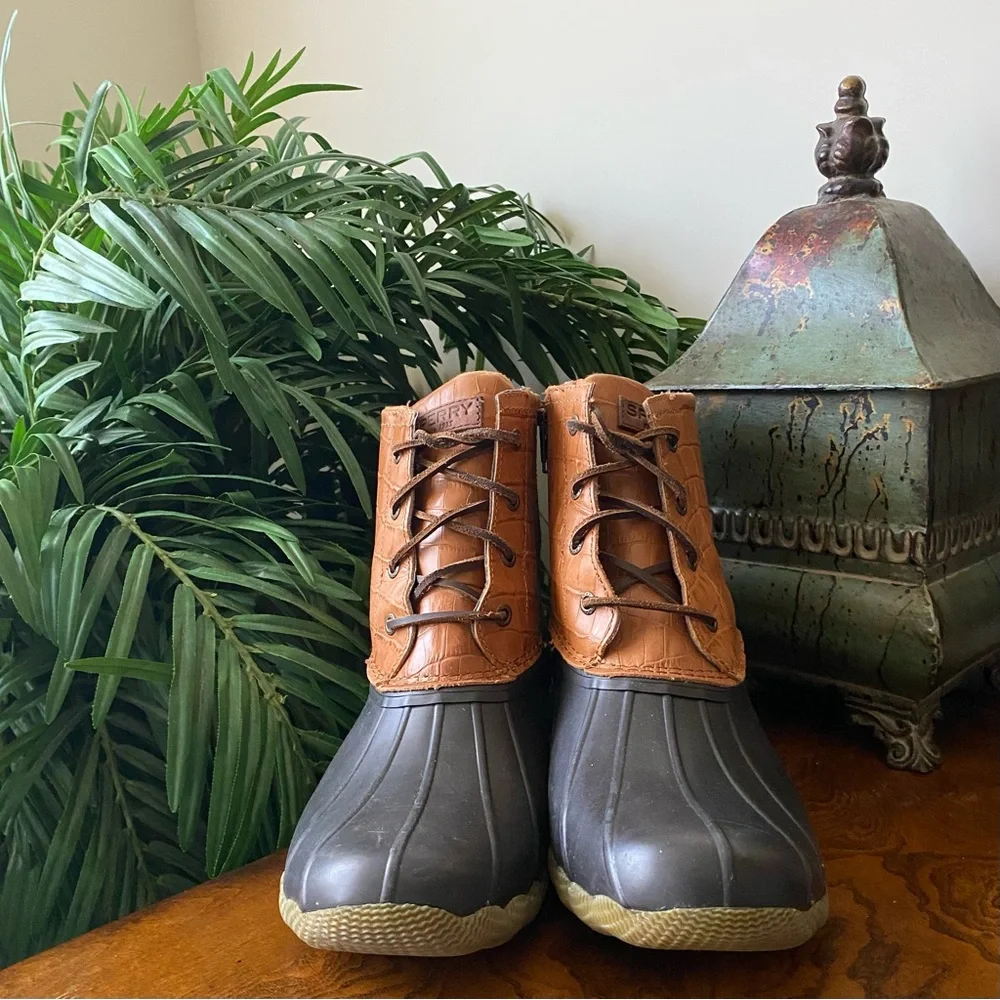 Sperry Women's Saltwater Croc Leather Duck Boots
